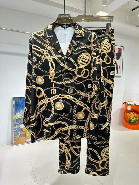 Picture of Versace Sweater Suits _SKUVersaceM-3XL24cr35442786